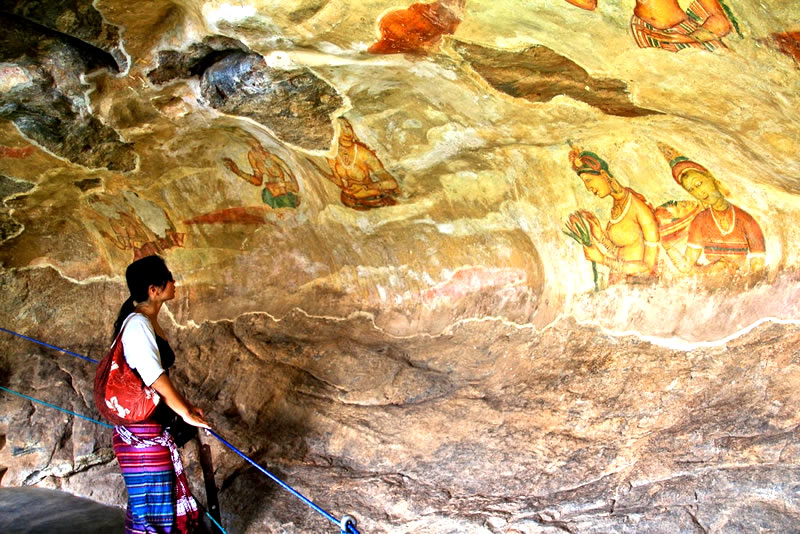 Sigiriya frescoes paintings, Where should I visit in Sri Lanka