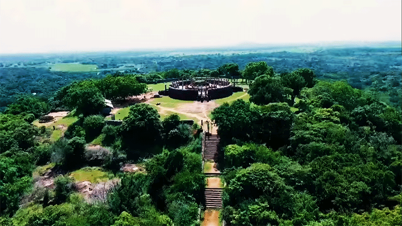 Atamasthana lepiej znany jako 8 świętych miejsc w Anuradhapurze, Polonnaruwa